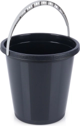 Μαύρος πλαστικός κουβάς 5 l