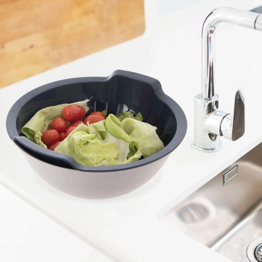 Εύκολη χρήση στον νεροχύτη και στον πάγκο