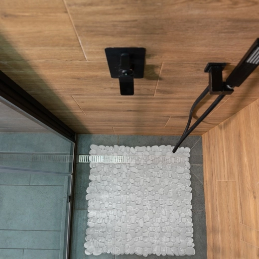 Ουδέτερη εμφάνιση που ταιριάζει σε κάθε μπάνιο