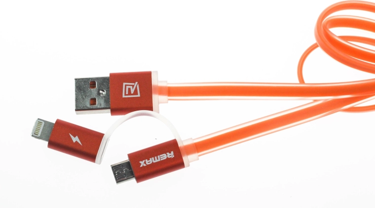 Δύο σύνδεσμοι σε ένα: Lightning και micro‑USB