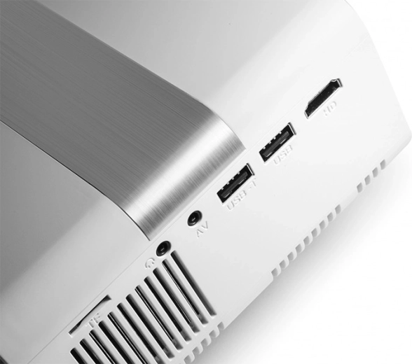 Εύκολη σύνδεση μέσω HDMI και USB
