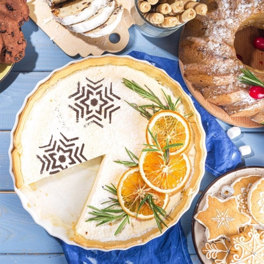 Τέλειο cappuccino και εορταστικά επιδόρπια