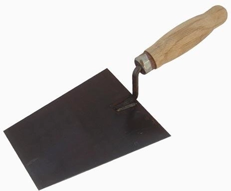 Μυστρί χτιστών από ατσάλι 160 × 130 mm με ξύλινη λαβή