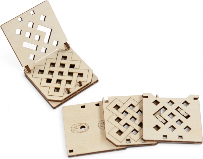 Ακριβής ξύλινη κατασκευή χωρίς κόλλα