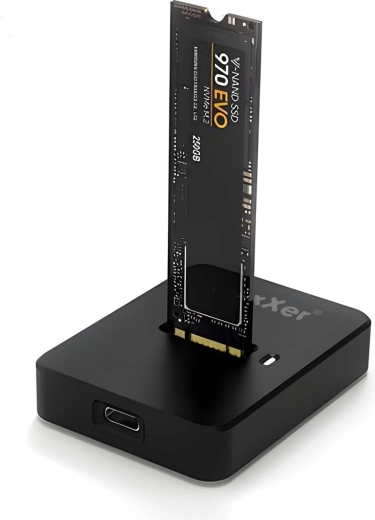 Σταθμός σύνδεσης για SSD M.2 SATA και NVMe με USB-C