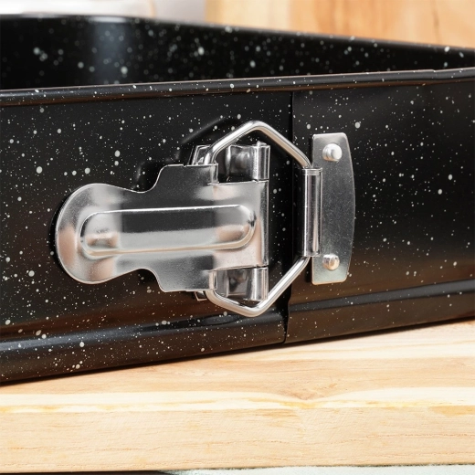 Εύκολη αφαίρεση χάρη στα αποσπώμενα πλαϊνά