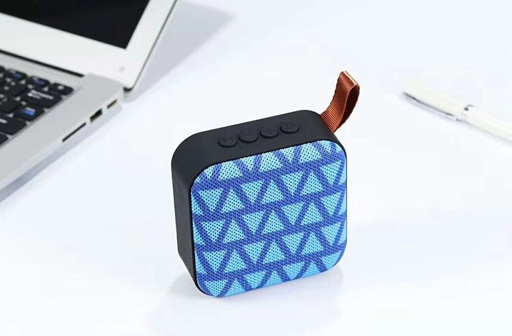 Ραδιόφωνο FM και αναπαραγωγή από USB/MicroSD
