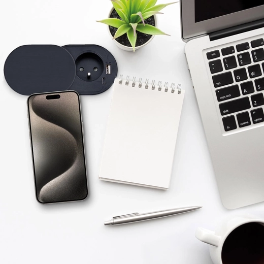 Ταχεία φόρτιση USB-C PD και USB-A QC 3.0