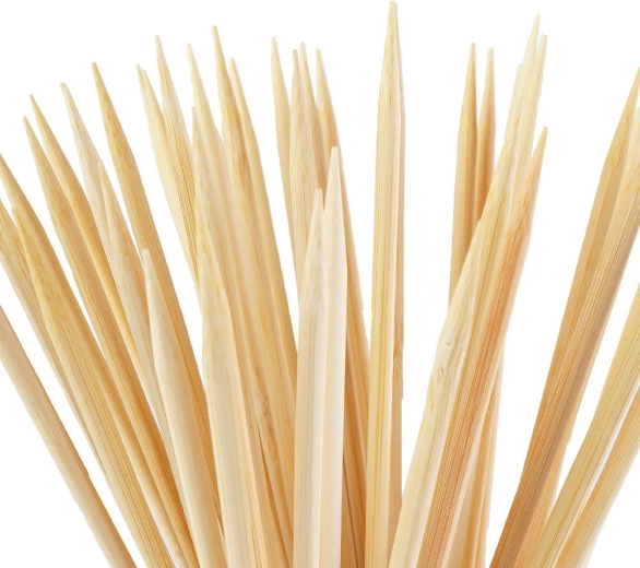 Φυσικό μπαμπού με αιχμηρή άκρη