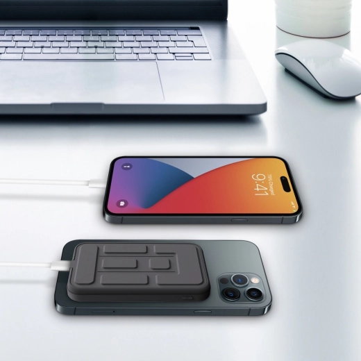 Ασύρματη φόρτιση 15 W και USB‑C Power Delivery 20 W