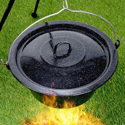 Έτοιμο για φωτιά και κήπο