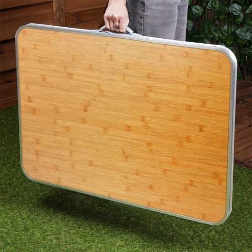 Το διπλώνετε σαν βαλιτσάκι και το παίρνετε παντού