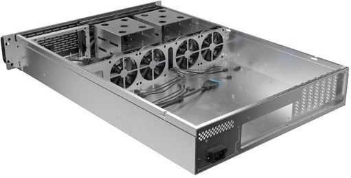 Ισχυρή και αθόρυβη ψύξη 7× 80 mm PWM