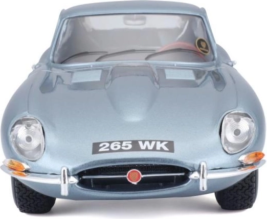 Ελκυστική ασημομπλε μεταλλιζέ