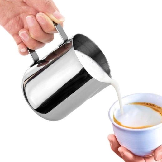 Ελεγχόμενη έκχυση και latte art