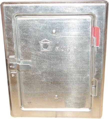 Πόρτα καμινάδας γαλβανιζέ 140 × 205 mm