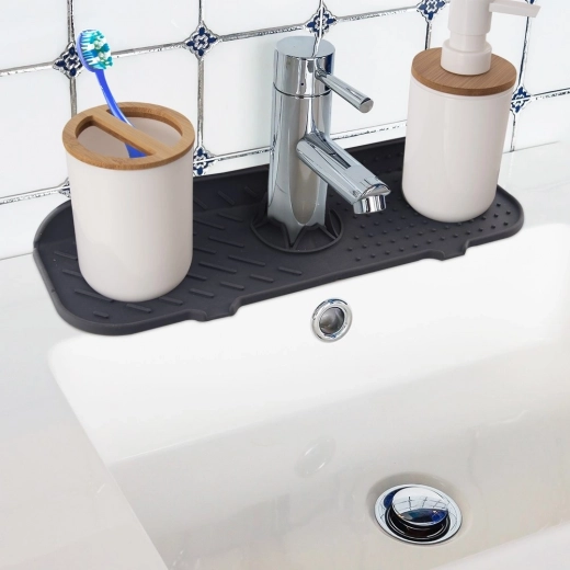 Τάξη στην κουζίνα και στο μπάνιο