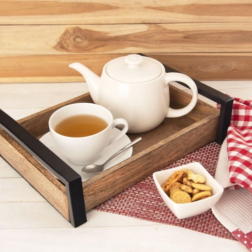 Στιλάτο σερβίρισμα ροφημάτων και λιχουδιών