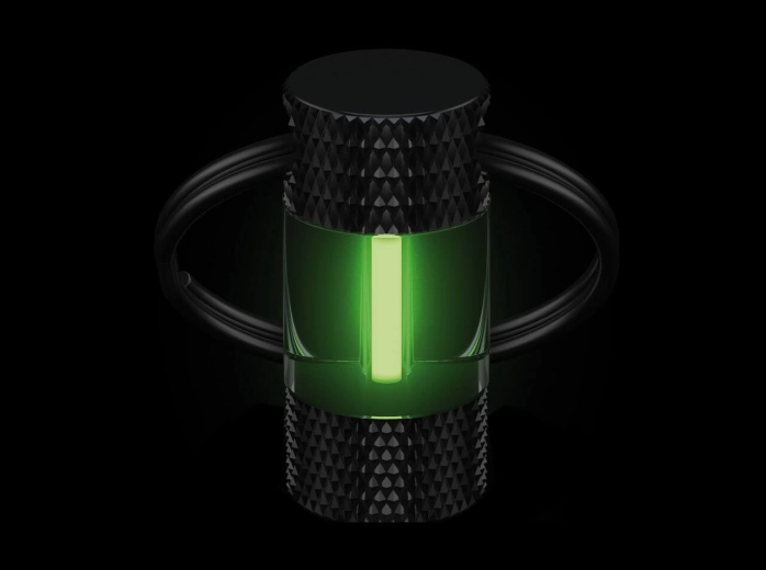 Böker Plus Mini Glow πράσινο μπρελόκ χωρίς μπαταρία για κλειδιά