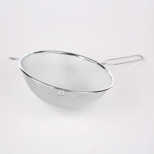 Σουρωτήρι από ανοξείδωτο ατσάλι 20 cm