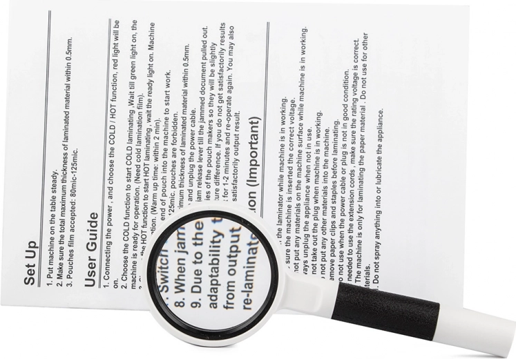 Καθαρή εικόνα με γυάλινο φακό