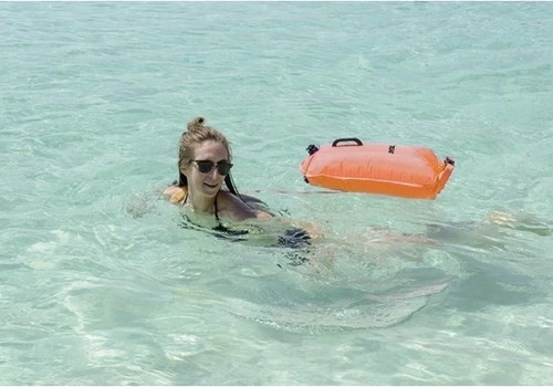 Συνδυασμός σημαδούρας και θήκης