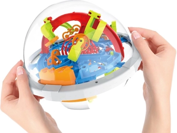 100 βήματα πρόκλησης σε μια compact σφαίρα