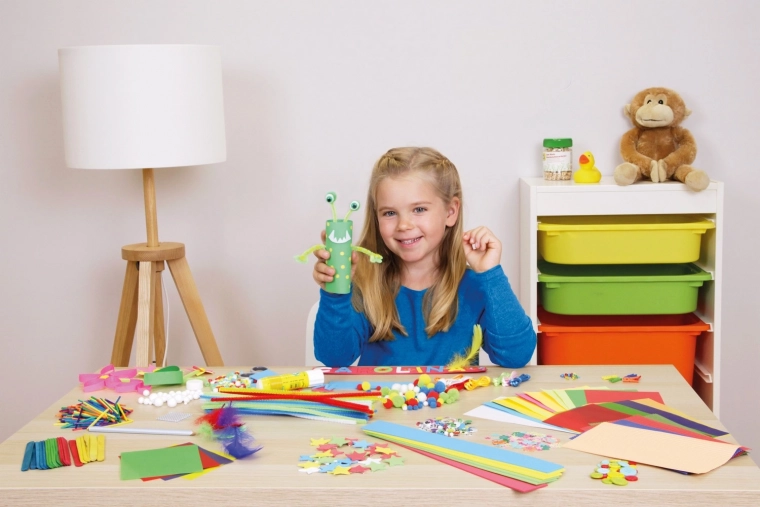 Ενισχύει τη φαντασία και τη λεπτή κινητικότητα