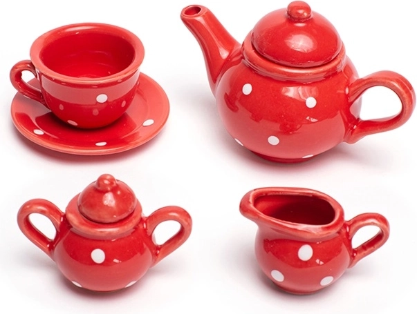 Πλήρες σετ τσαγιού για μικρούς οικοδεσπότες
