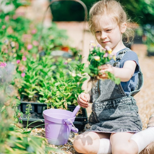 Κομψός και έτοιμος για ταξίδι