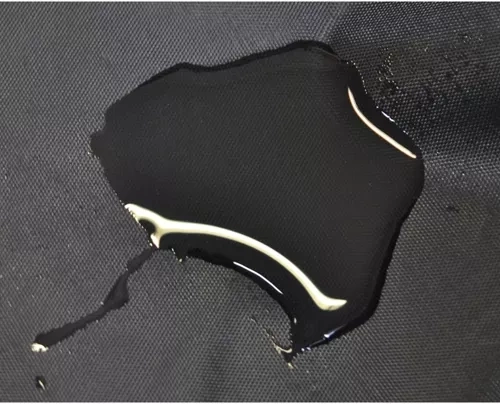 Αδιάβροχο και εύκολα καθαριζόμενο υλικό