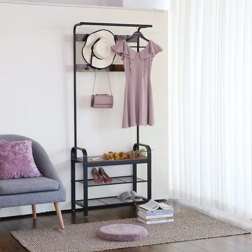 Σταθερή μεταλλική κατασκευή σε loft στυλ