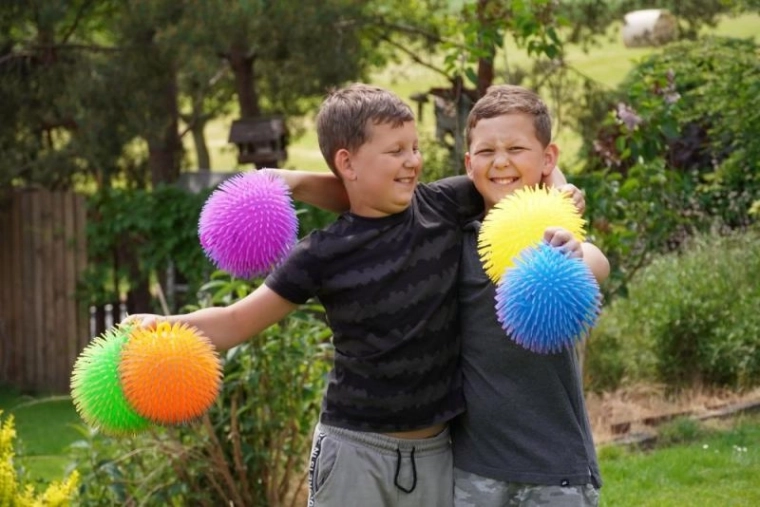 Φωτίζεται με την κίνηση