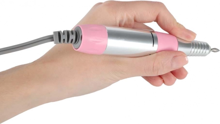 Εργονομική και ελαφριά χειρολαβή