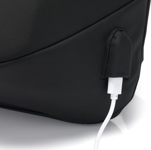 Θύρα USB για εύκολη φόρτιση