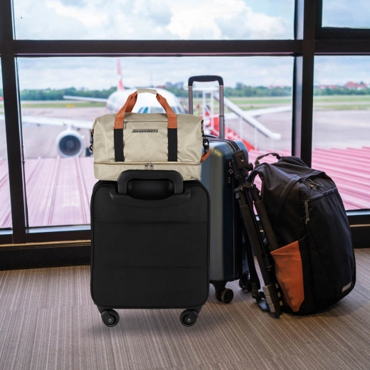 Έξυπνο ταξίδι με πίσω θηλιά διέλευσης