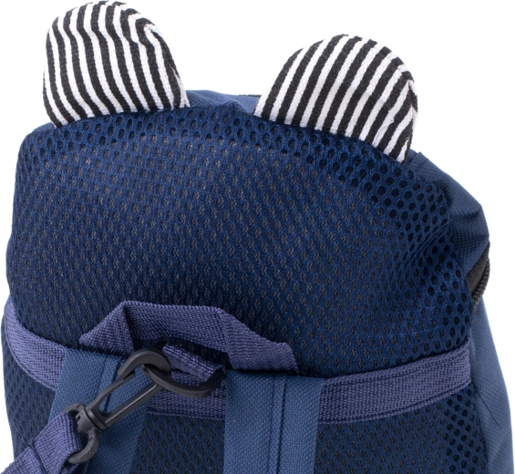 Ελαφρύ και άνετο για τις μικρές πλάτες