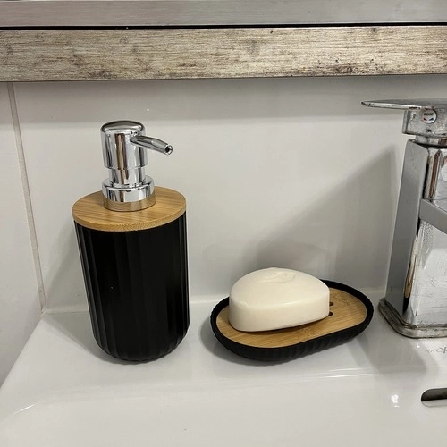 Πρακτικός διανεμητής και σαπουνοθήκη με αποστράγγιση