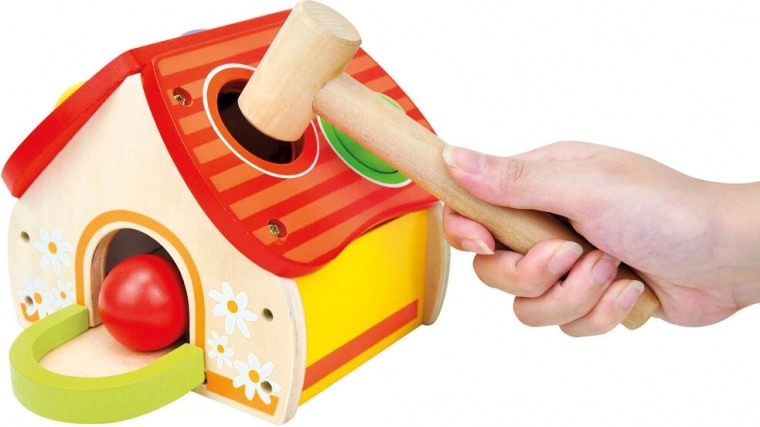 Στιβαρή ξύλινη κατασκευή